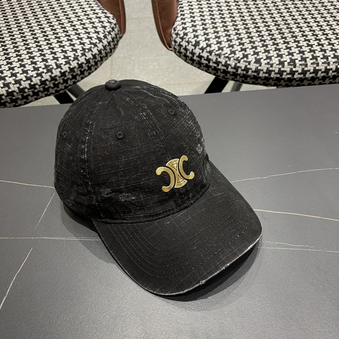 💛赛琳 CELINE 25春款棒球帽🧢 🔥新款棒球帽🧢，出街必备超好搭配，赶紧入手！