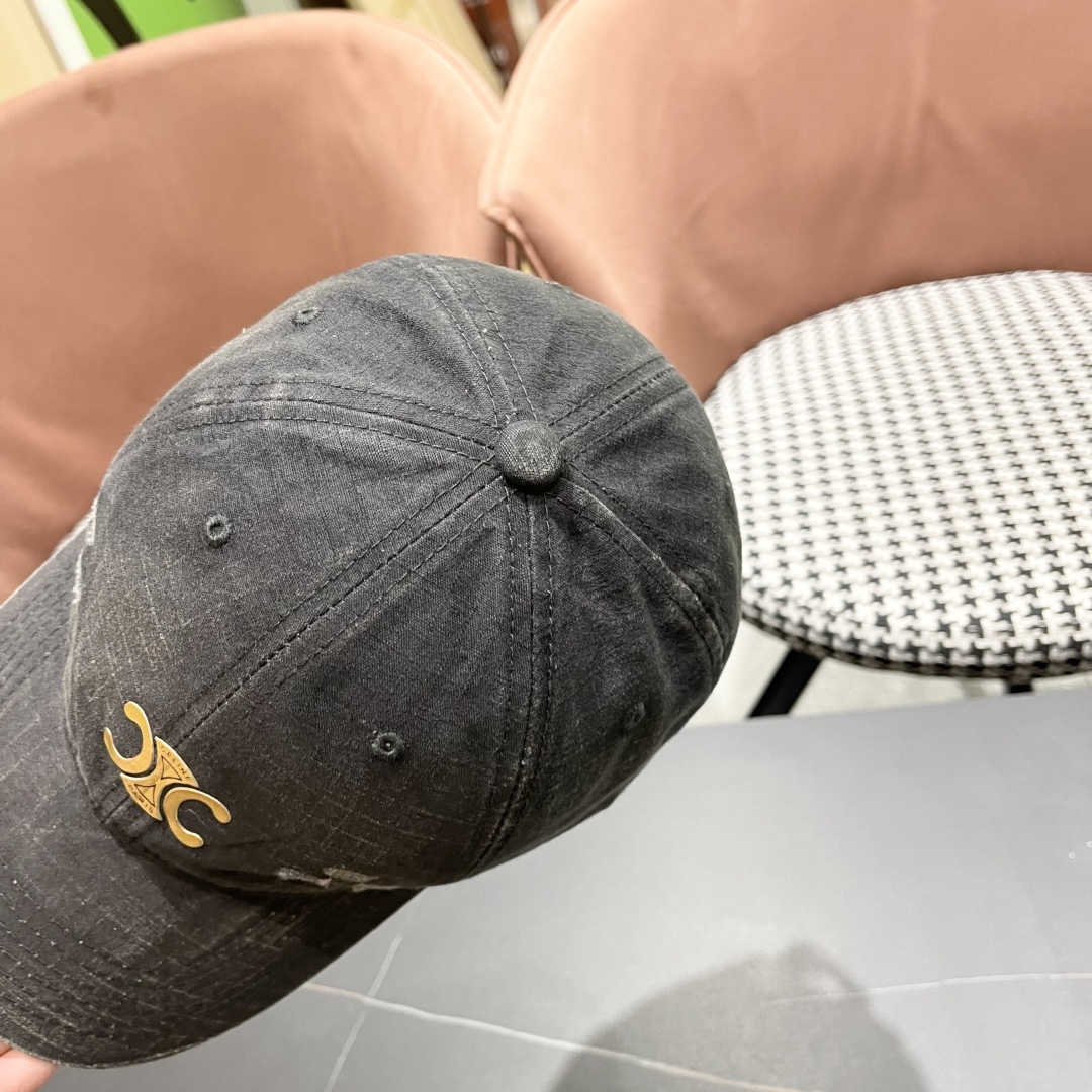 💛赛琳 CELINE 25春款棒球帽🧢 🔥新款棒球帽🧢，出街必备超好搭配，赶紧入手！
