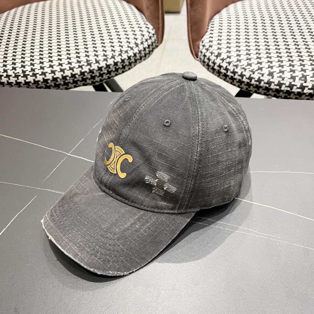💛赛琳 CELINE 25春款棒球帽🧢 🔥新款棒球帽🧢，出街必备超好搭配，赶紧入手！