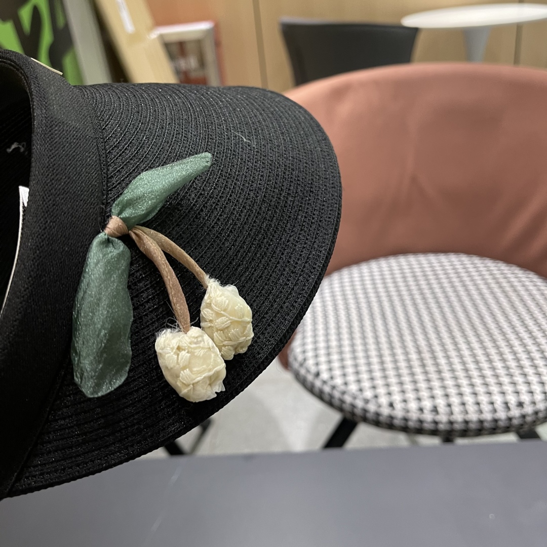  迪奥Dior新款日系蝴蝶结空顶帽女春夏出游遮阳防晒帽大
帽檐显脸小太阳盆帽