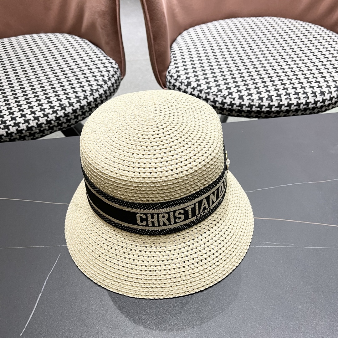  【DIOR迪奥】2025新款水桶草镂空遮阳草帽盆帽🤩沙滩风，简约大方，百搭单品～出街首选，新款帽型超美