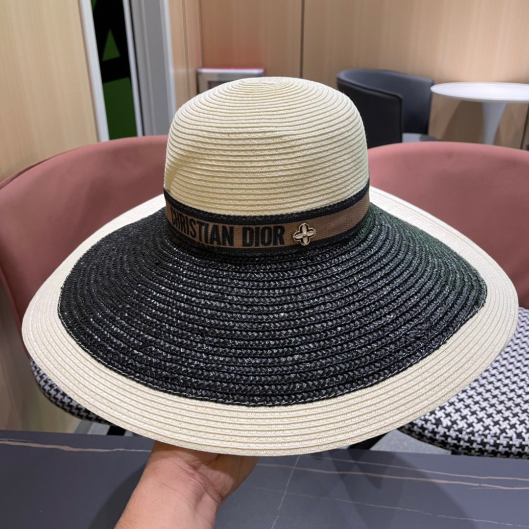  DIOR👒迪奥 2024春夏新大沿草帽👏简约大方，百搭单品～出街首选，新品上架