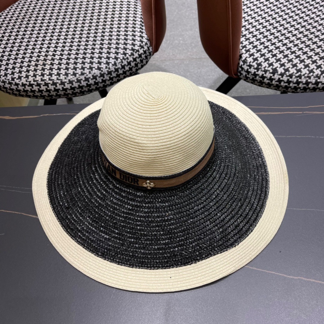  DIOR👒迪奥 2024春夏新大沿草帽👏简约大方，百搭单品～出街首选，新品上架