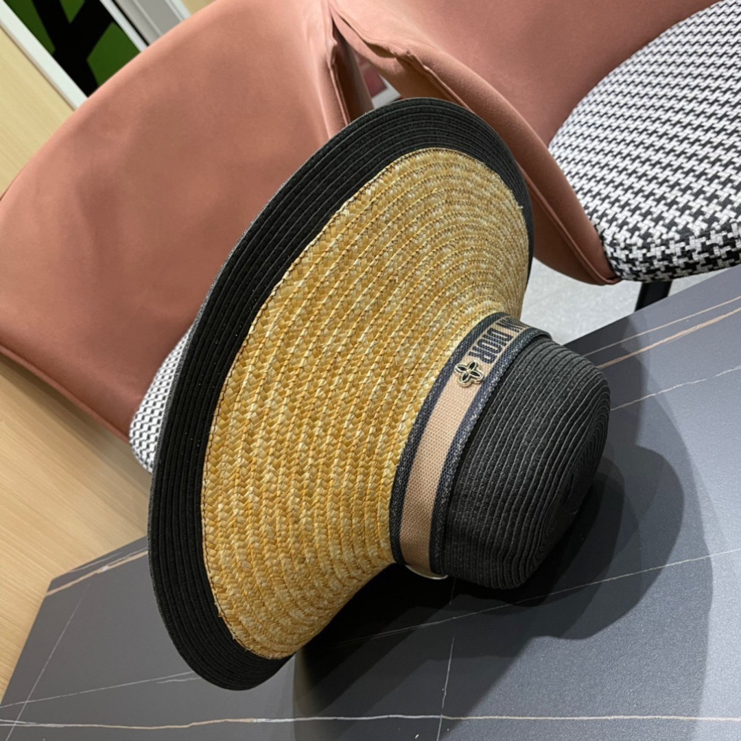  DIOR👒迪奥 2024春夏新大沿草帽👏简约大方，百搭单品～出街首选，新品上架