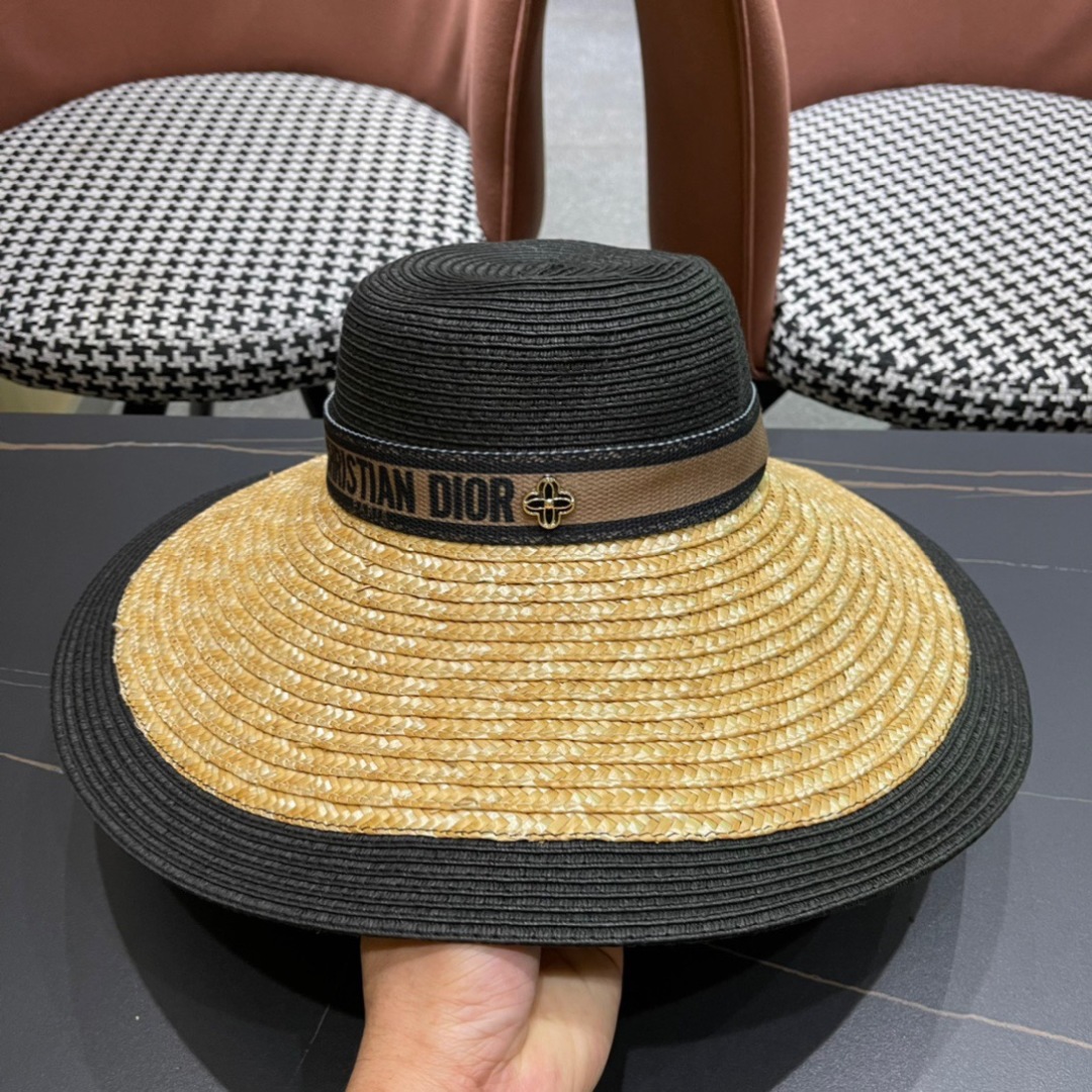  DIOR👒迪奥 2024春夏新大沿草帽👏简约大方，百搭单品～出街首选，新品上架