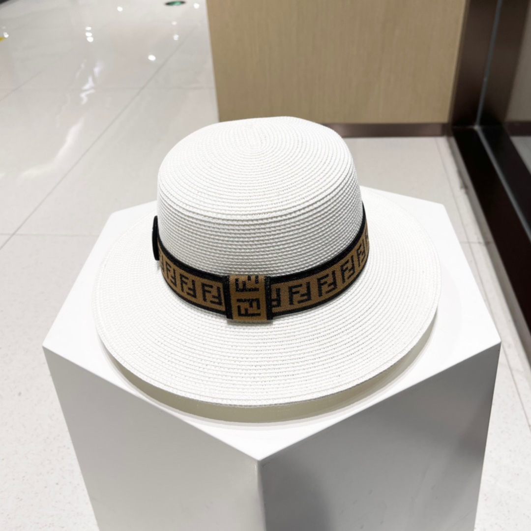  FDEDI 芬迪新款草帽，拉菲草制作，拼老花FF面料，名媛必备，头围57cm
