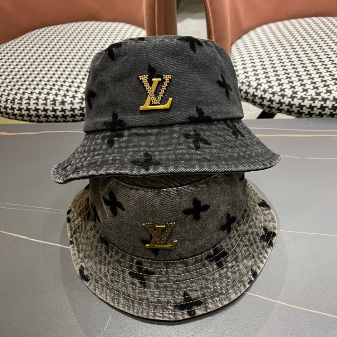  路易威登 LouisVuitton 😍新款LV渔夫帽重工打造♥️渔夫系列高端大气，百搭款🤗男女通用！