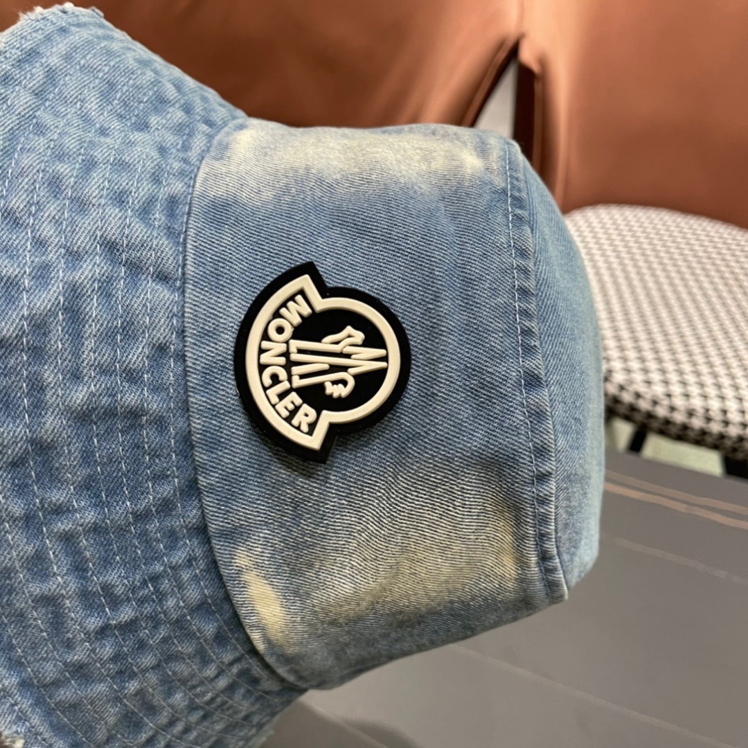   Moncler蒙口2025新款渔夫帽，经典流行款，轻盈透气！质量超赞，