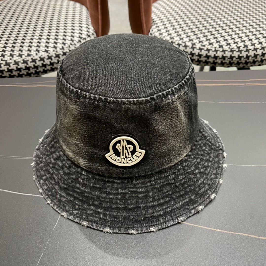   Moncler蒙口2025新款渔夫帽，经典流行款，轻盈透气！质量超赞，