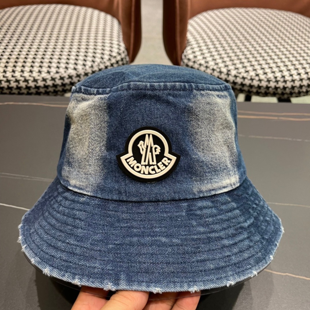   Moncler蒙口2025新款渔夫帽，经典流行款，轻盈透气！质量超赞，