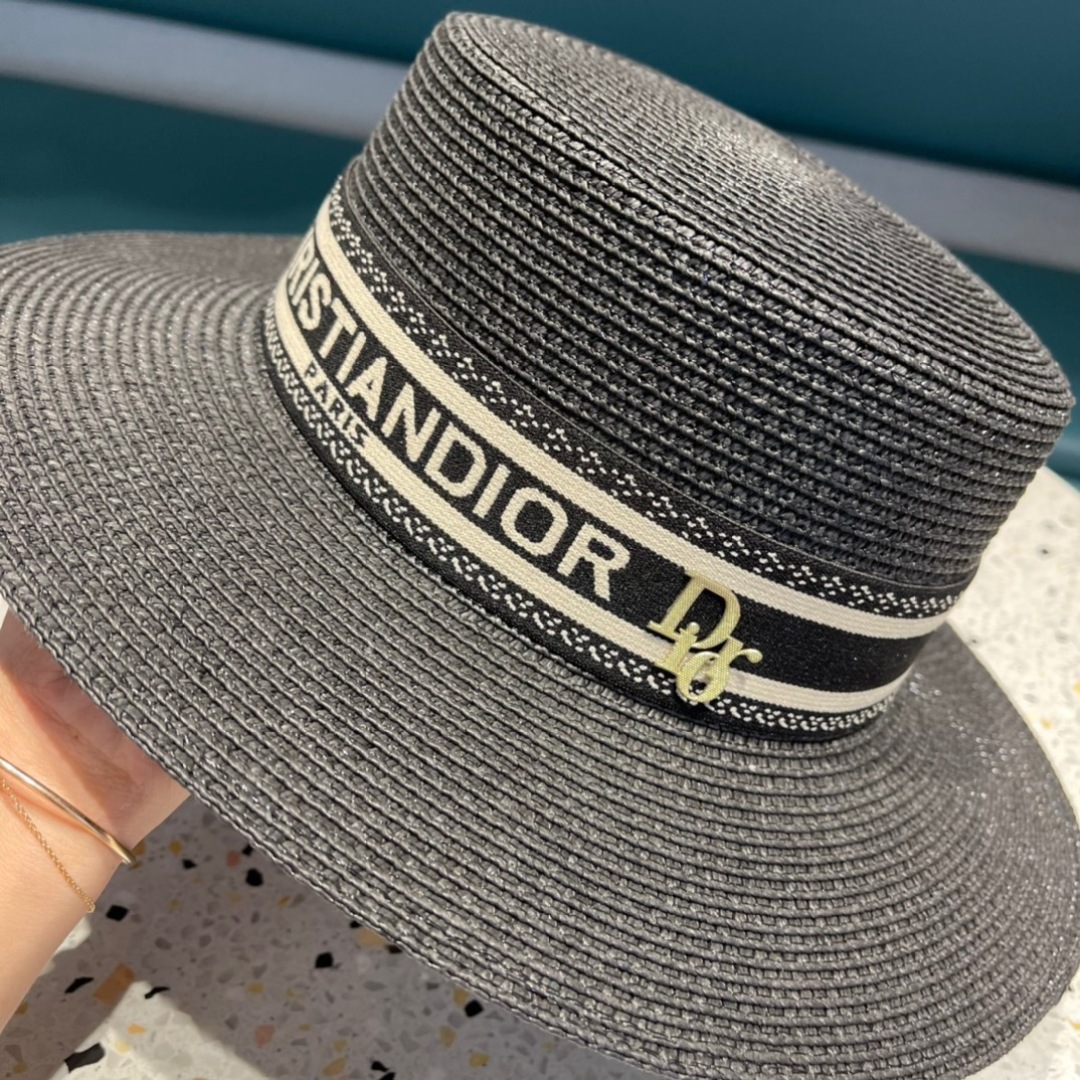 【DIOR迪奥】新款爆款织带草编草帽礼帽🤩细节控，简约大方，百搭单品～出街首选，新款帽型超美腻