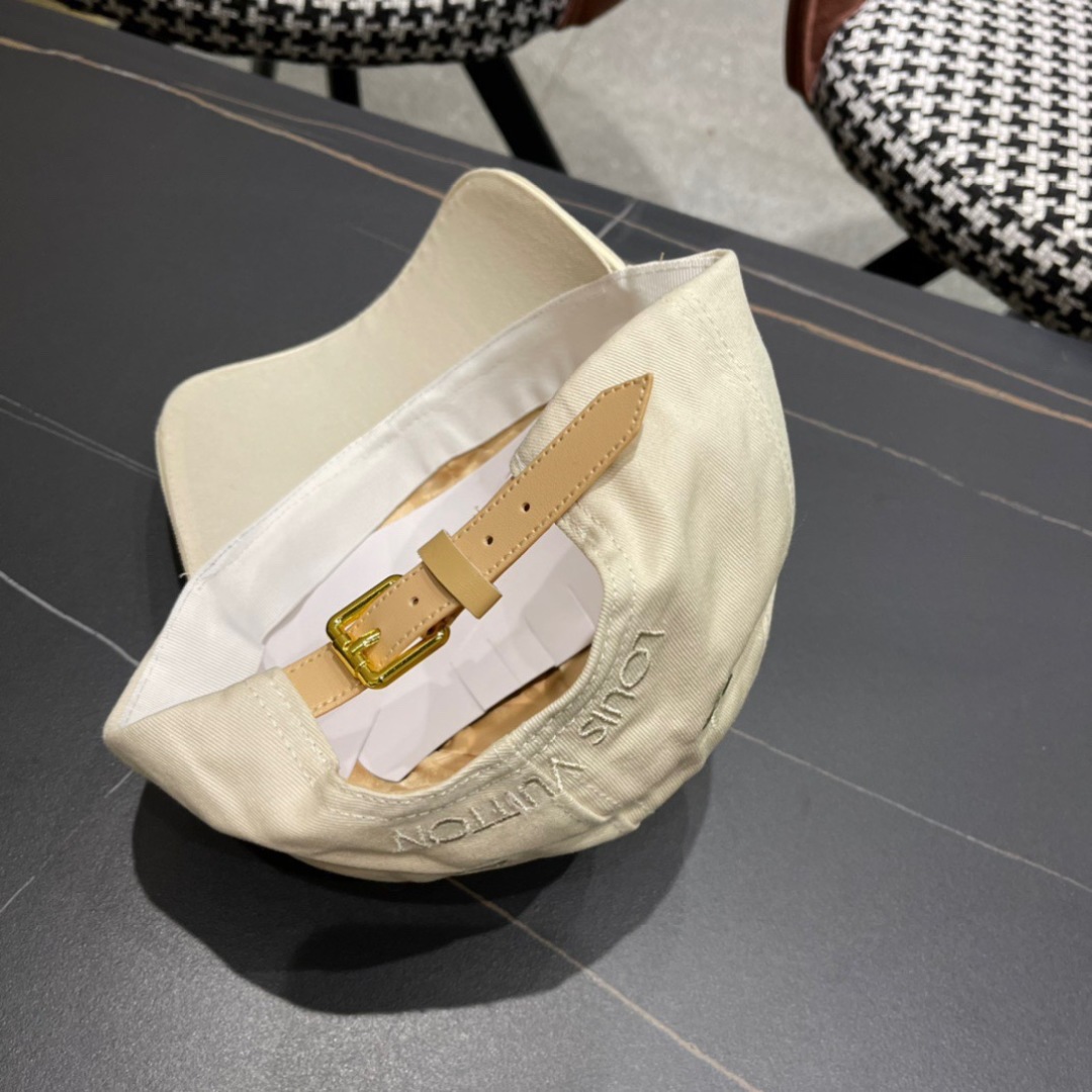  新款出货！LV路易威登新款原单棒球帽， 专柜11开模订制，纯棉内里，轻盈透气！质量超赞，基础头围56，