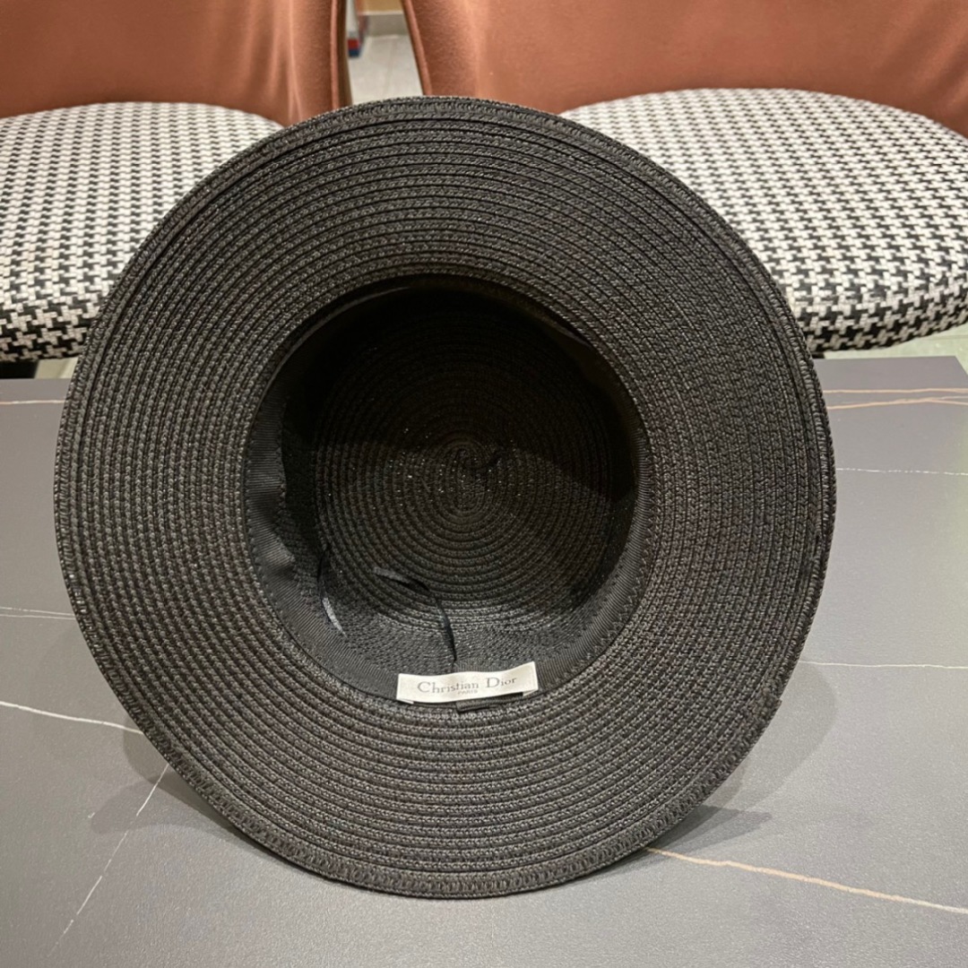  Dior迪奥官方款草帽，高密度制作，一顶超级有品位的草帽了~出街首选小仙女🧚人手必备 头围57cm
