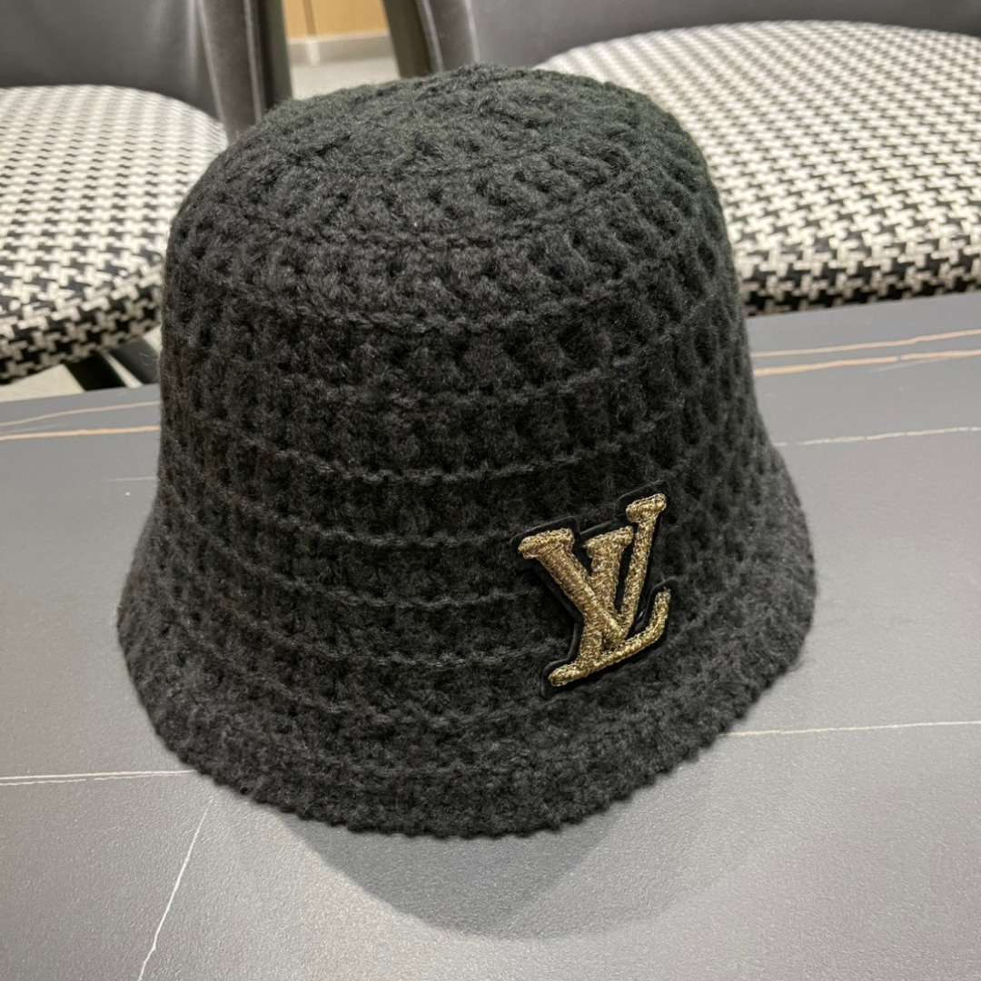  LV 路易威登 2024秋冬新款针织毛线帽，手抓渔夫帽，简约百搭款，黑 卡米三色