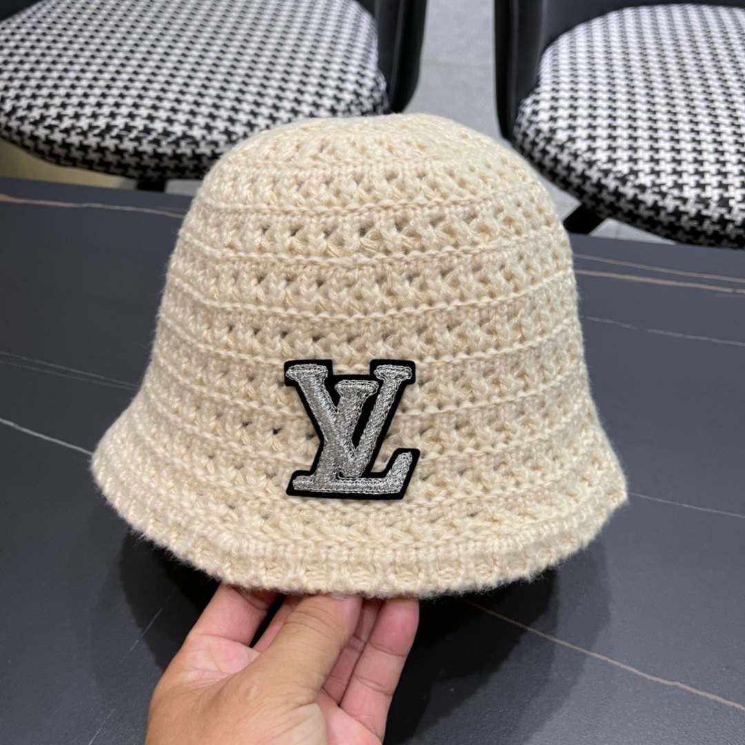  LV 路易威登 2024秋冬新款针织毛线帽，手抓渔夫帽，简约百搭款，黑 卡米三色