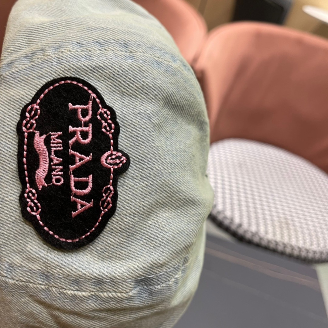 。PRADA普拉达 2024新款秋冬牛仔贝雷帽女英伦复古韩版简约纯色显脸小蓓蕾帽子