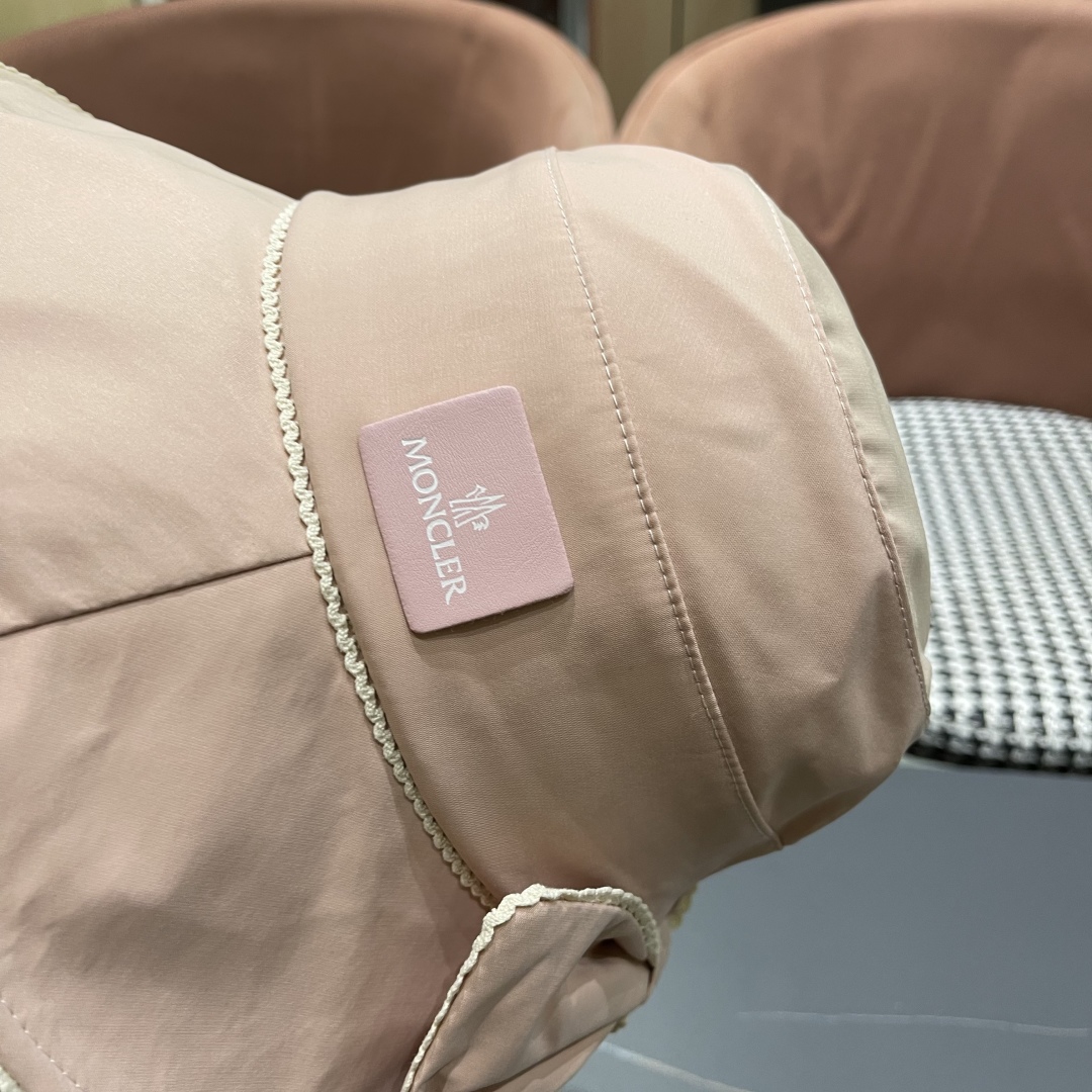  👒蒙‌口Moncler👒2025法式针织帽女春季新款蝴蝶结 时尚遮阳盆帽条纹防晒帽子水桶编织渔夫帽