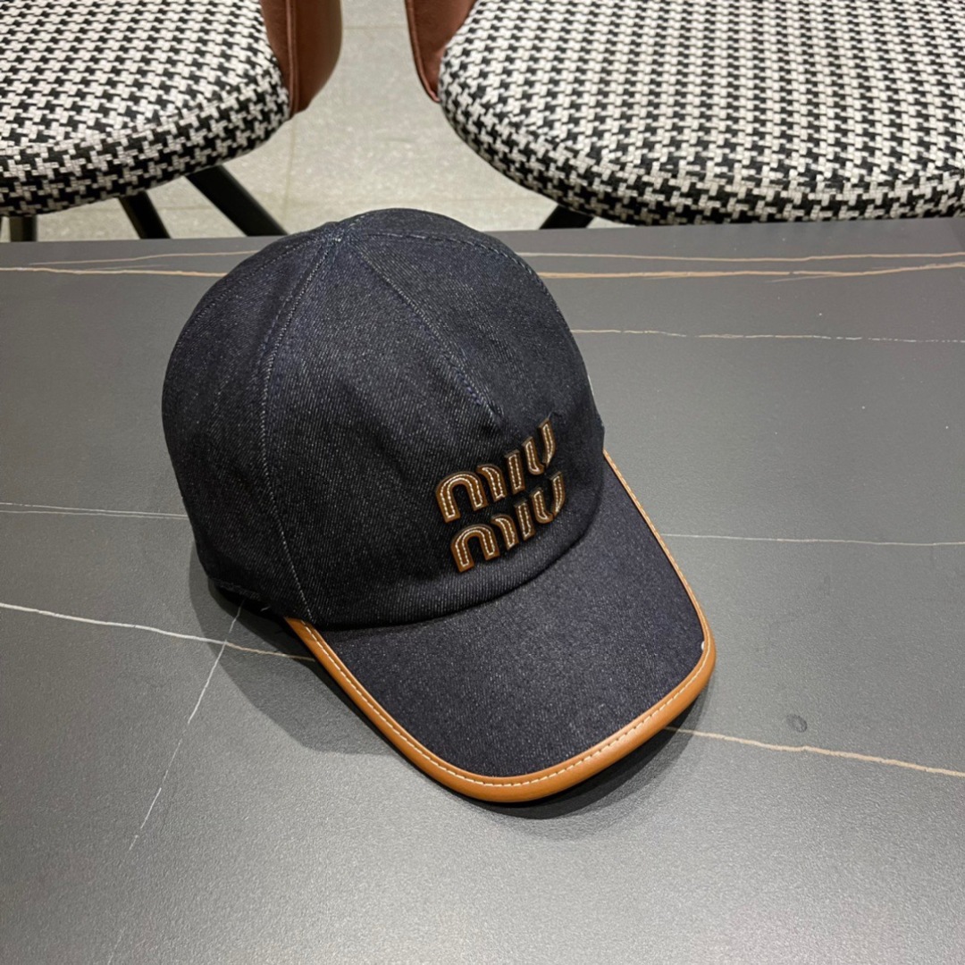  谬谬miumiu2025原单棒球帽，正品开模订制，原版做工细致，时尚帅气质量超赞！
