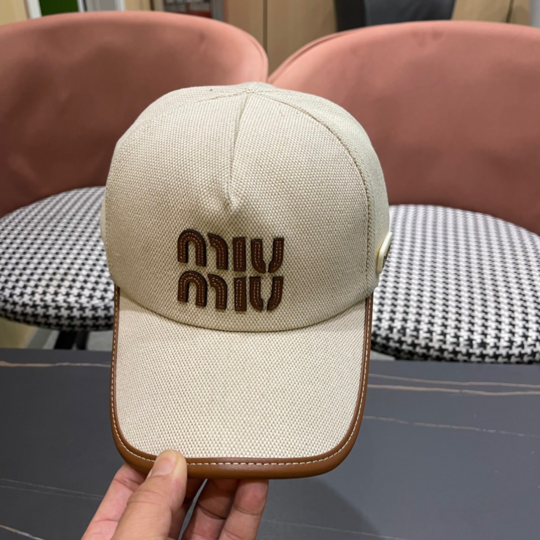  谬谬miumiu2025原单棒球帽，正品开模订制，原版做工细致，时尚帅气质量超赞！