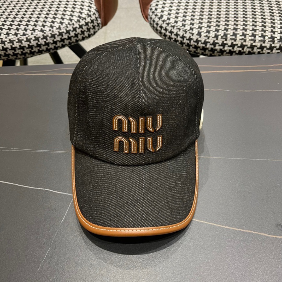  谬谬miumiu2025原单棒球帽，正品开模订制，原版做工细致，时尚帅气质量超赞！
