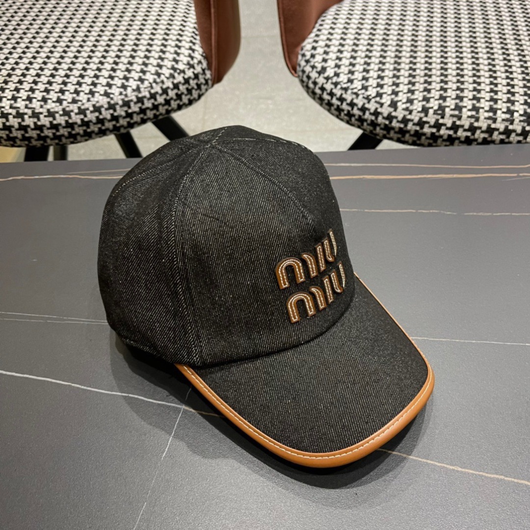  谬谬miumiu2025原单棒球帽，正品开模订制，原版做工细致，时尚帅气质量超赞！