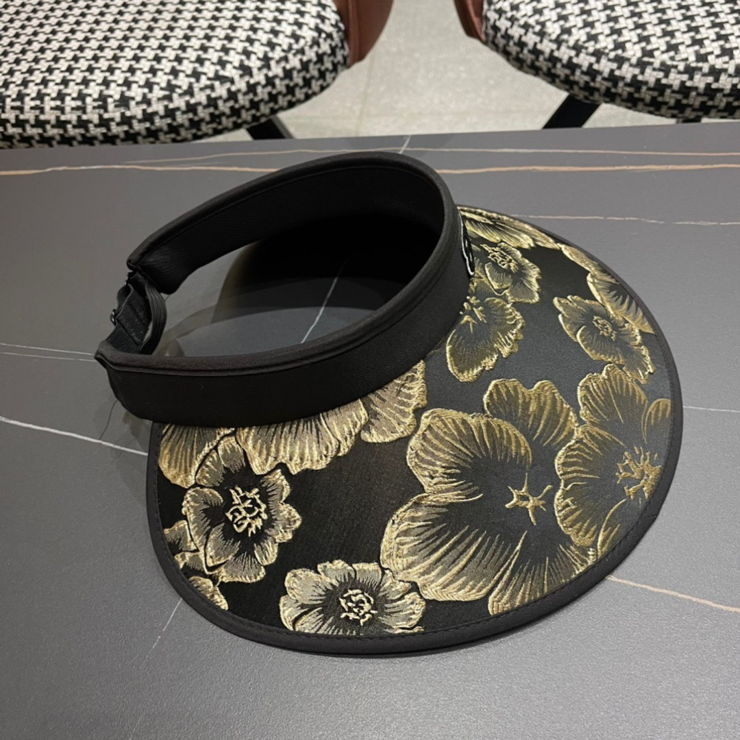  balenciaga 巴黎世家 2025新款空顶帽图画设计，版型正！
黑胶防紫外线，夏季必入！