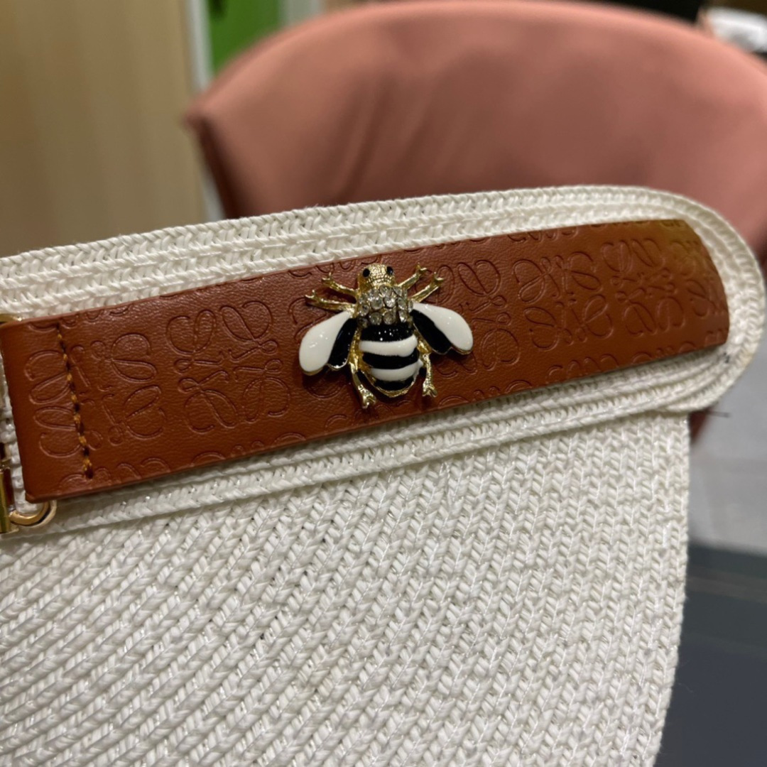 。LOEWE罗意威 防晒帽 新款空顶帽防紫外线大帽檐夏季遮阳草帽方便携带