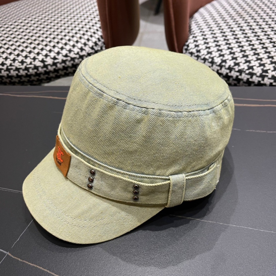 。Celine 赛琳春季新款军贝雷帽是鸭舌牛仔贝雷帽 进口材质笔挺舒展 整体爽朗有书卷气👍👍