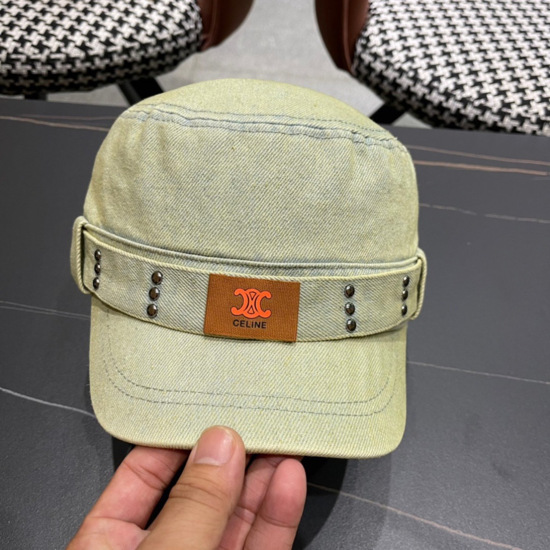。Celine 赛琳春季新款军贝雷帽是鸭舌牛仔贝雷帽 进口材质笔挺舒展 整体爽朗有书卷气👍👍