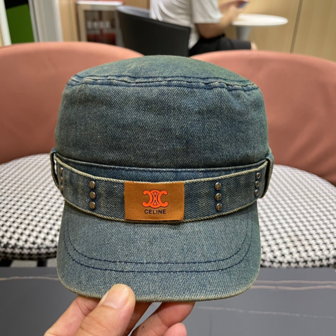 。Celine 赛琳春季新款军贝雷帽是鸭舌牛仔贝雷帽 进口材质笔挺舒展 整体爽朗有书卷气👍👍