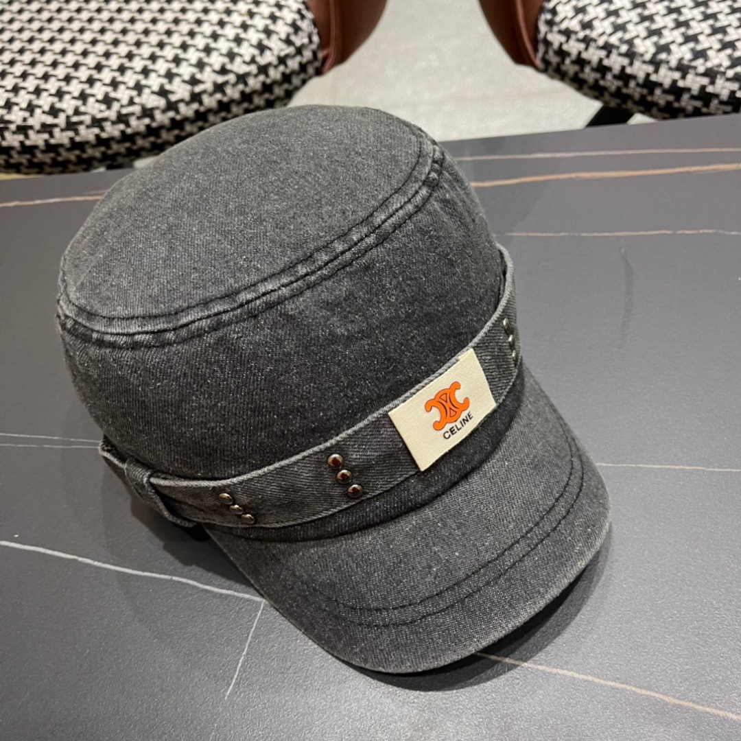 。Celine 赛琳春季新款军贝雷帽是鸭舌牛仔贝雷帽 进口材质笔挺舒展 整体爽朗有书卷气👍👍