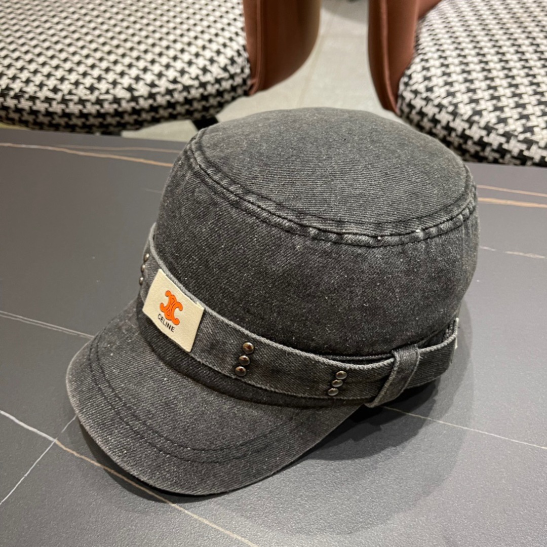 。Celine 赛琳春季新款军贝雷帽是鸭舌牛仔贝雷帽 进口材质笔挺舒展 整体爽朗有书卷气👍👍