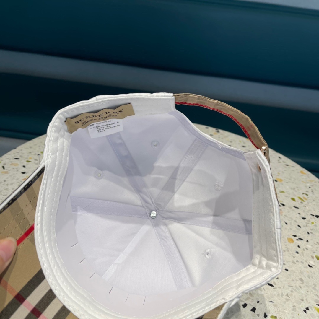  巴宝莉Burberry 春夏原单棒球帽，经典BT格子原单新品，超喜欢🥰自留的棒球帽哦