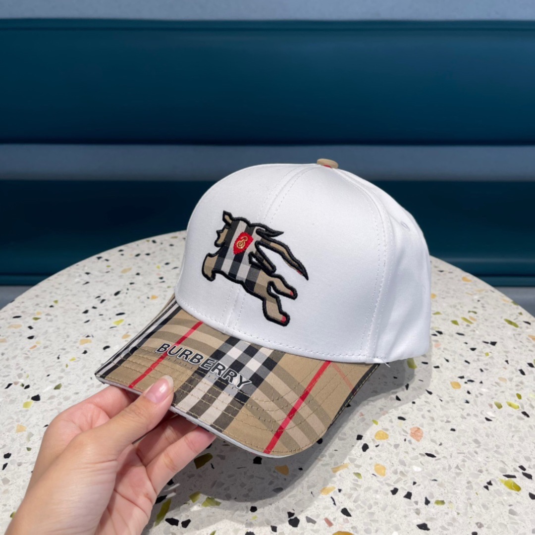 巴宝莉Burberry 春夏原单棒球帽，经典BT格子原单新品，超喜欢🥰自留的棒球帽哦