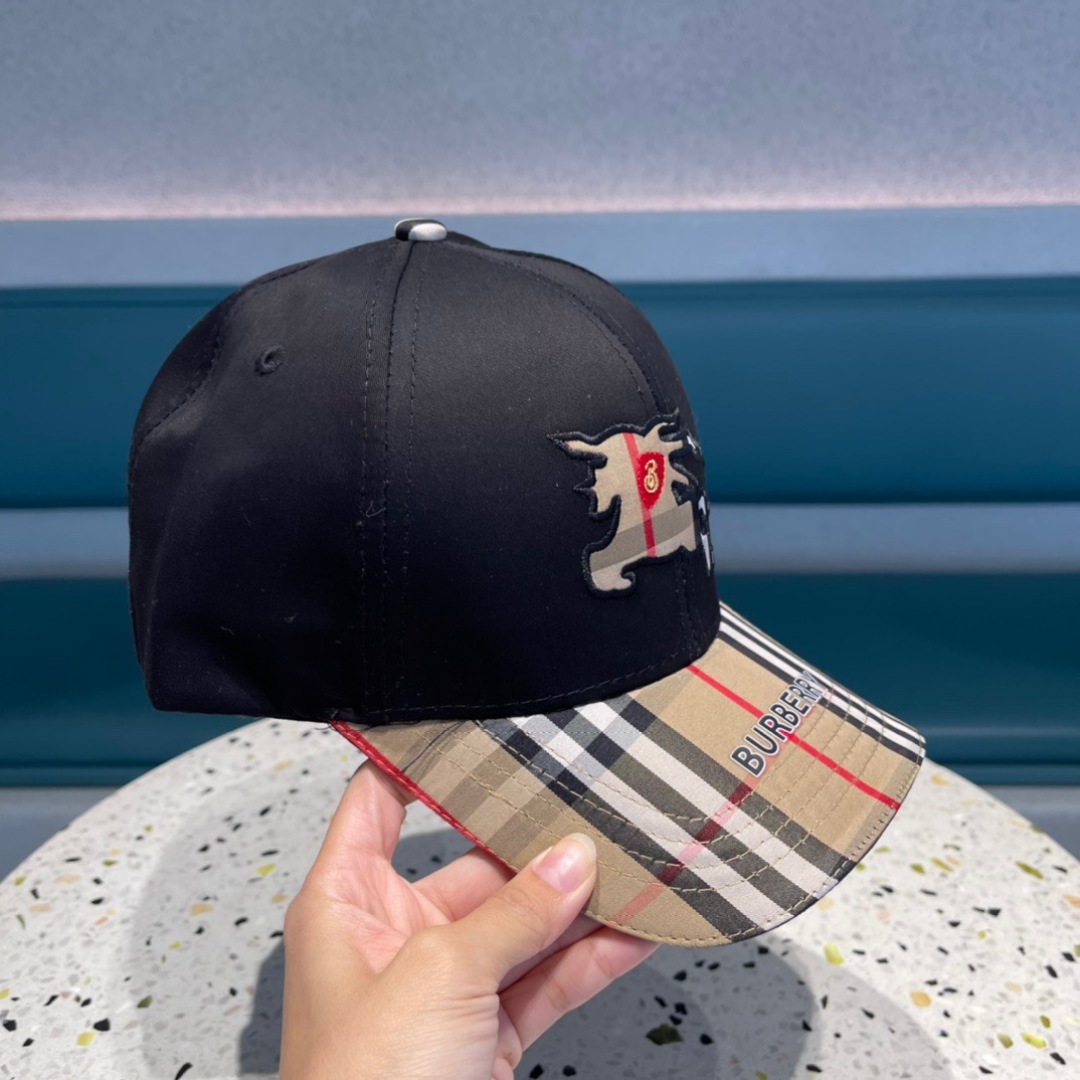  巴宝莉Burberry 春夏原单棒球帽，经典BT格子原单新品，超喜欢🥰自留的棒球帽哦