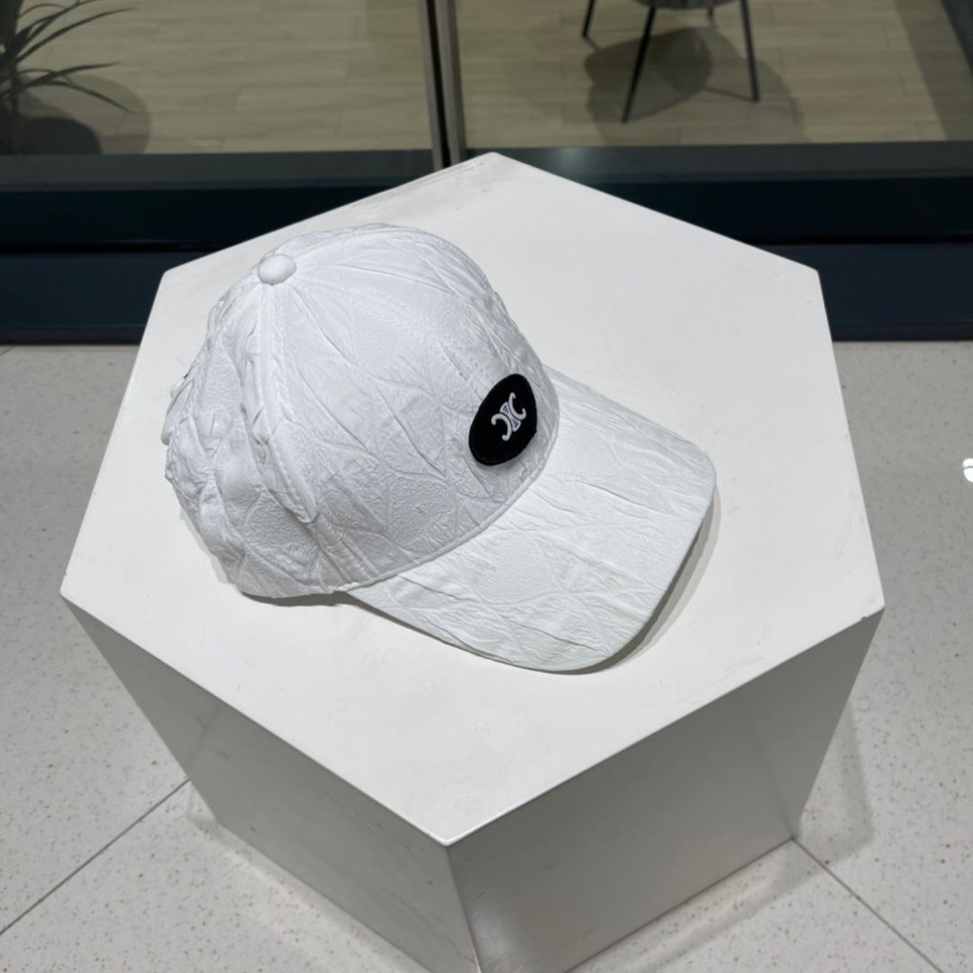 【Celine赛琳】新款简约款棒球帽，新款出货，大牌款超好搭配，赶紧入手！