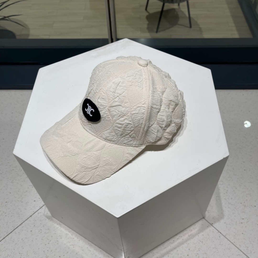 【Celine赛琳】新款简约款棒球帽，新款出货，大牌款超好搭配，赶紧入手！