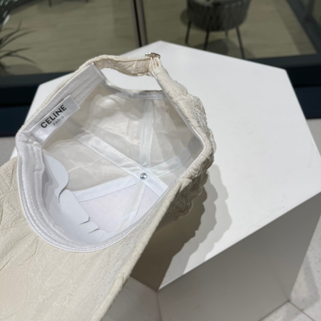 【Celine赛琳】新款简约款棒球帽，新款出货，大牌款超好搭配，赶紧入手！