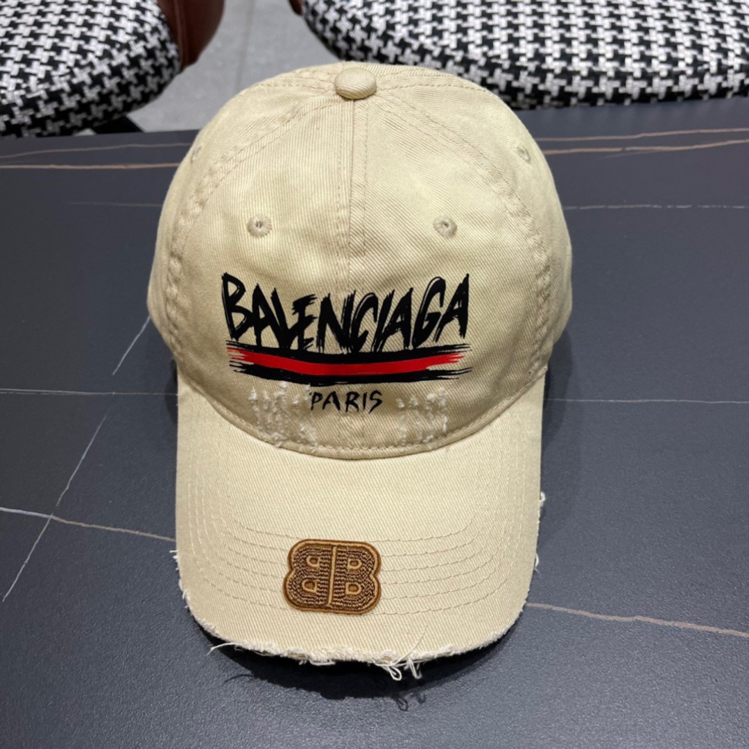  BALENCIAGA巴黎世家新款画画棒球帽，很酷的色系，男女佩戴都有不同style，巴黎粉必入款！