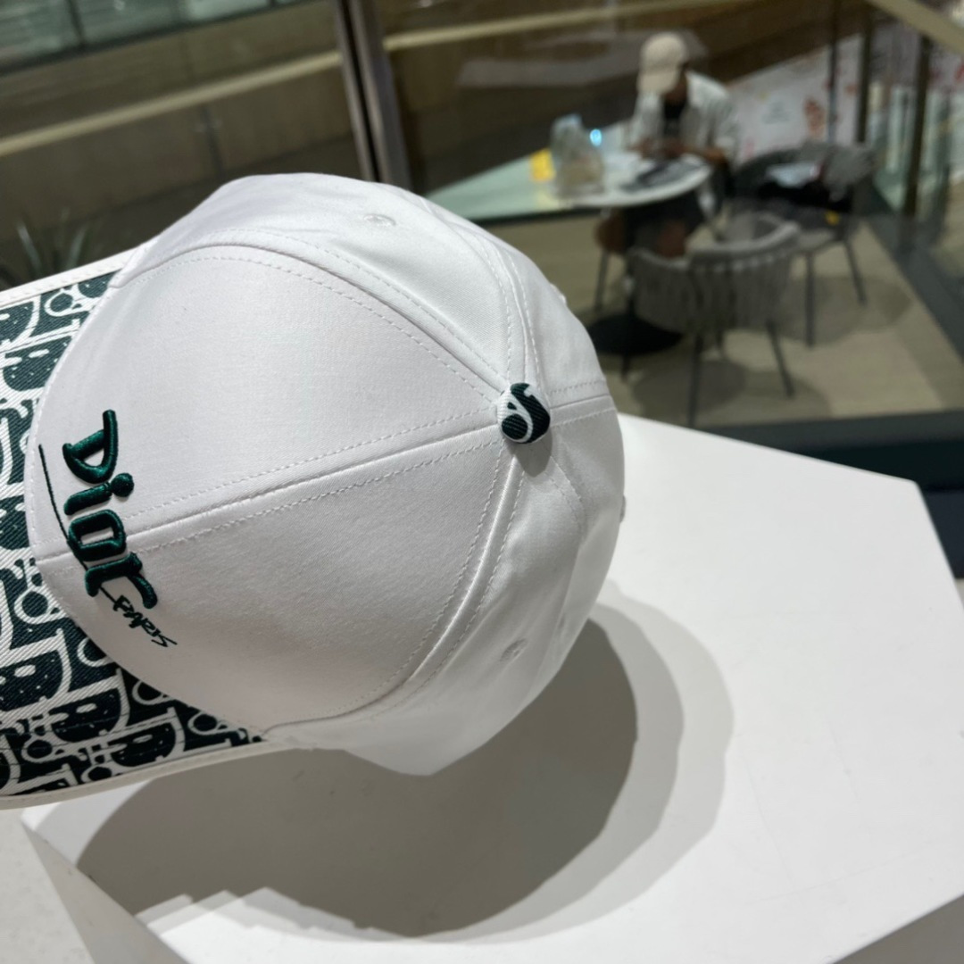 【DIOR迪奥】2023新款拼色棒球帽，新款出货，大牌款超好搭配，赶紧入手！