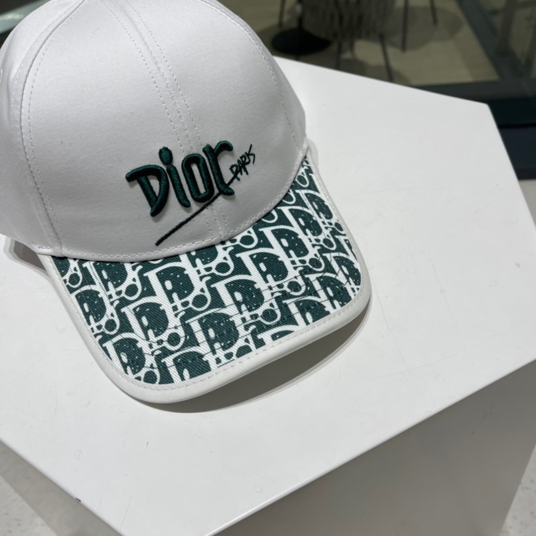 【DIOR迪奥】2023新款拼色棒球帽，新款出货，大牌款超好搭配，赶紧入手！