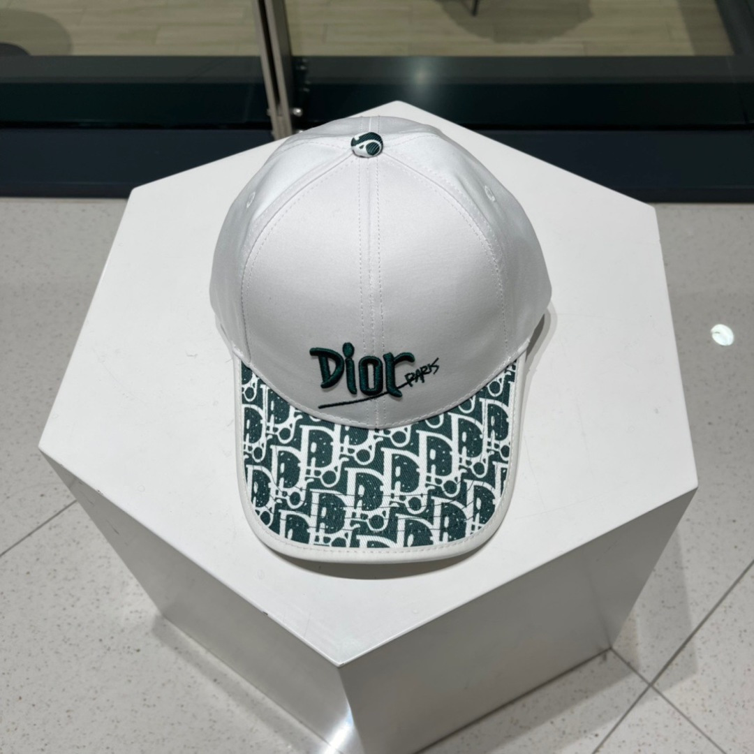 【DIOR迪奥】2023新款拼色棒球帽，新款出货，大牌款超好搭配，赶紧入手！