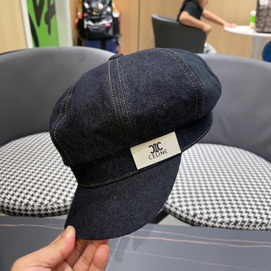 。Celine 赛琳新款军贝雷帽是鸭舌牛仔贝雷帽 进口材质笔挺舒展 整体爽朗有书卷气👍👍