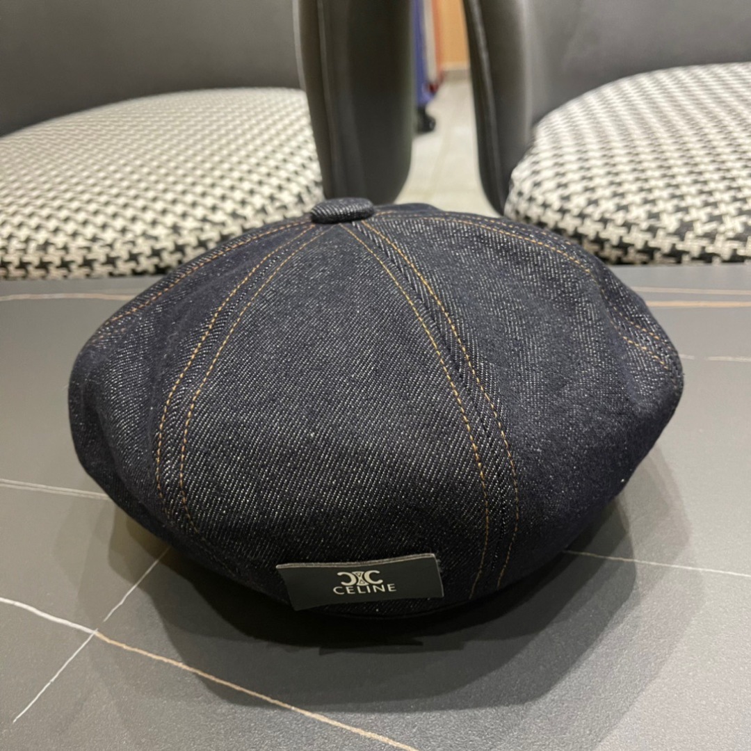 。Celine 赛琳新款军贝雷帽是鸭舌牛仔贝雷帽 进口材质笔挺舒展 整体爽朗有书卷气👍👍