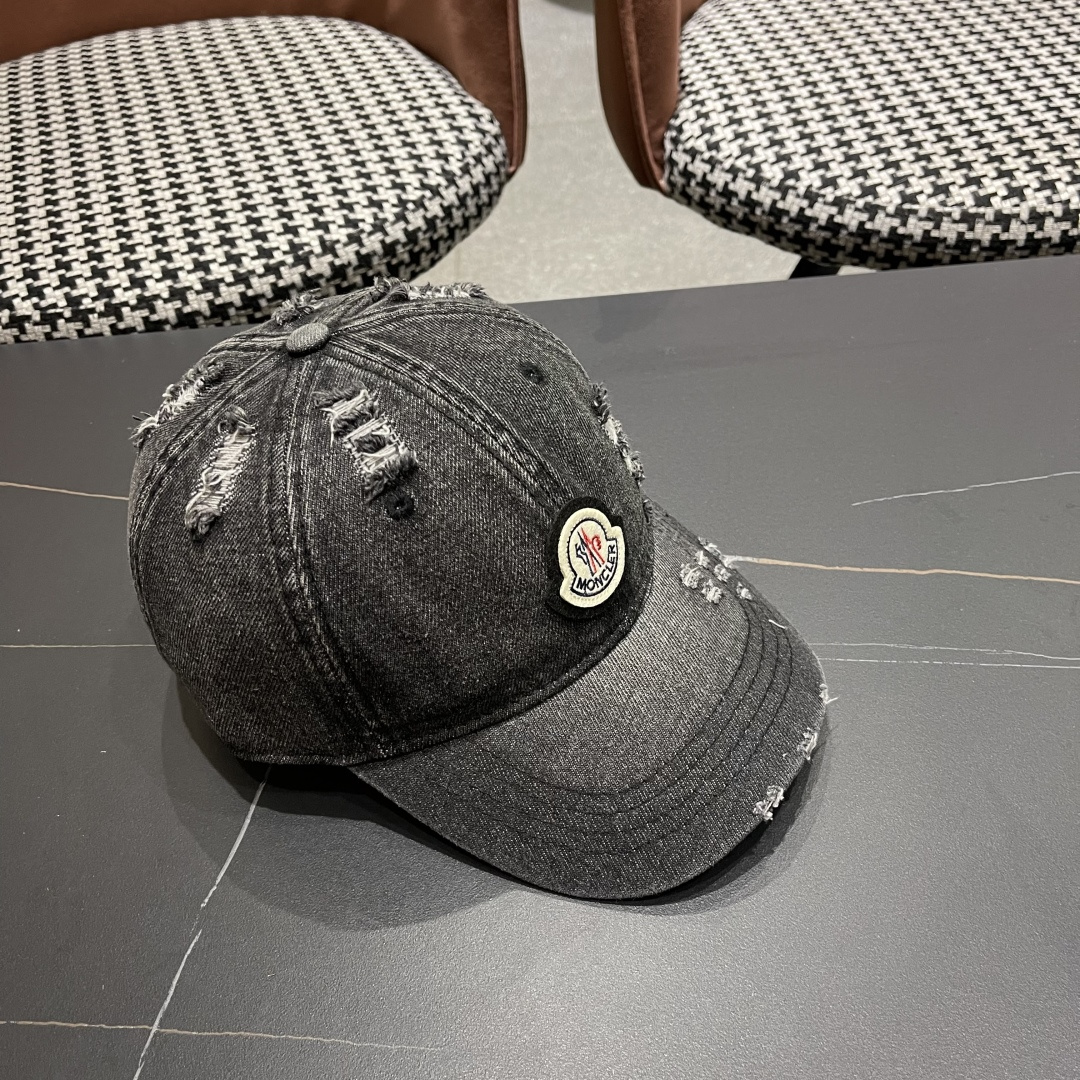 💛【MONCLER蒙口】2025新款简约大牌牛仔棒球帽，男女通用～简约百搭，