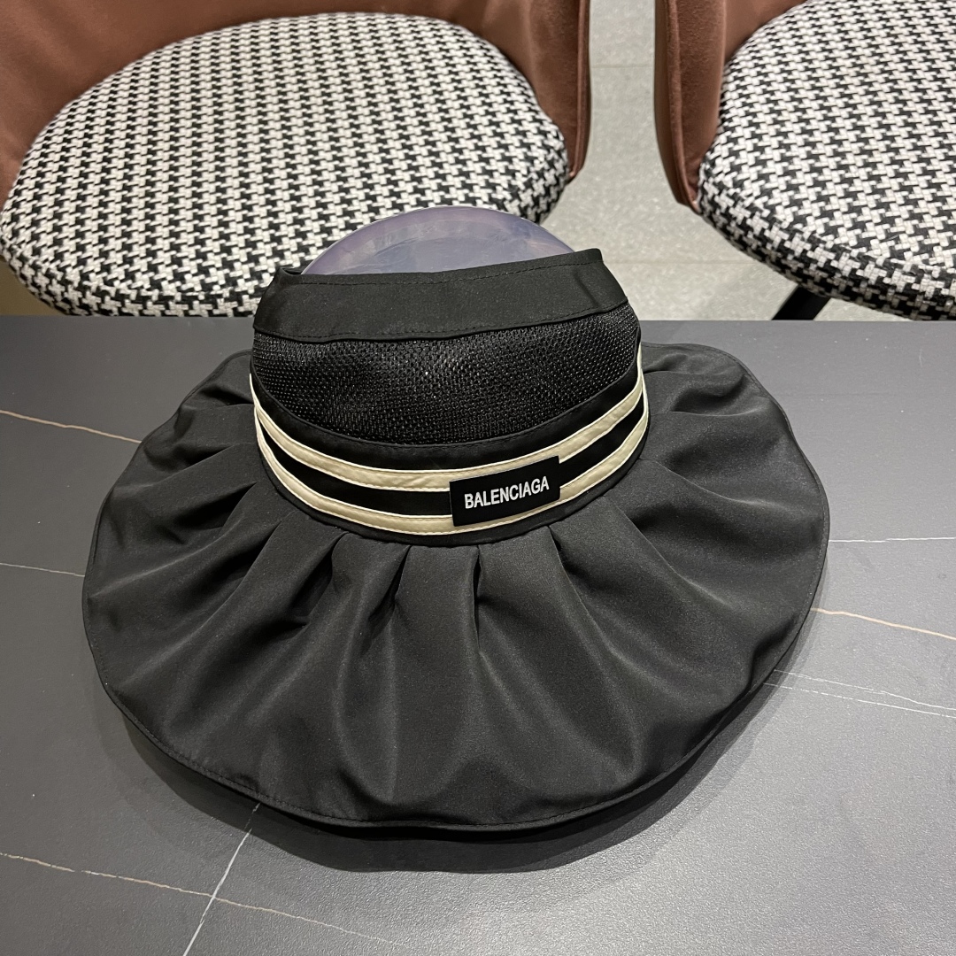 balenciaga 巴黎世家 夏季防晒帽大帽檐防紫外线可扎马尾
空顶遮阳帽出游海边太阳帽子女