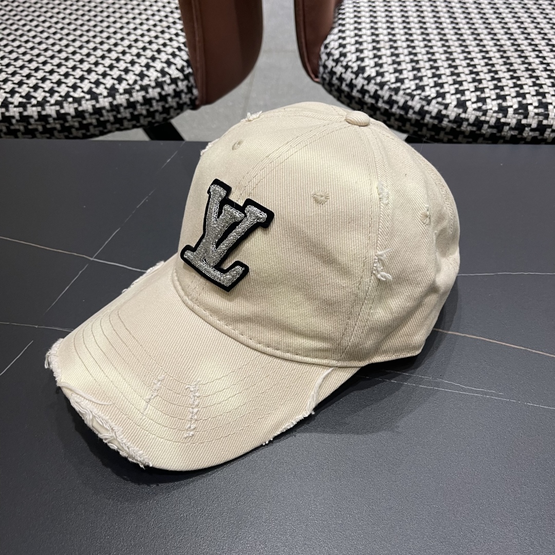  LV路易威登棒球帽  轻盈透气。完美版型，对格精准无误，原厂品质，独家实物拍摄，男女适用