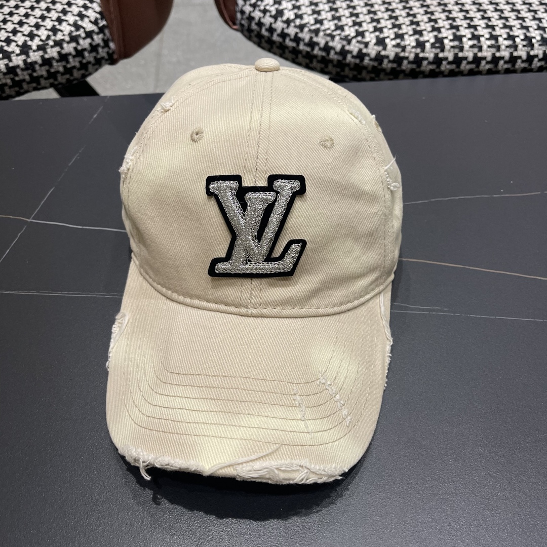  LV路易威登棒球帽  轻盈透气。完美版型，对格精准无误，原厂品质，独家实物拍摄，男女适用