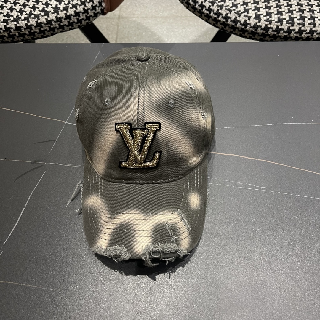  LV路易威登棒球帽  轻盈透气。完美版型，对格精准无误，原厂品质，独家实物拍摄，男女适用