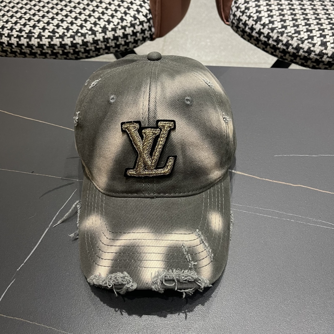  LV路易威登棒球帽  轻盈透气。完美版型，对格精准无误，原厂品质，独家实物拍摄，男女适用